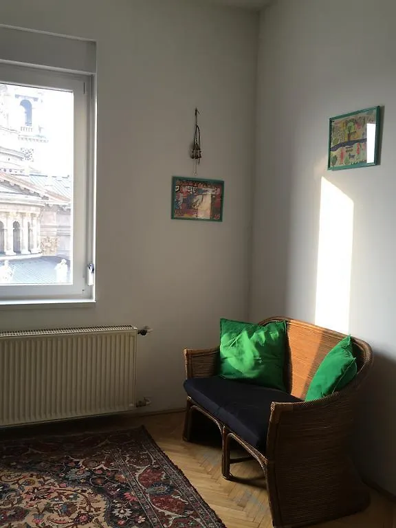 Privatunterkunft Night With Angels B&B Budapest